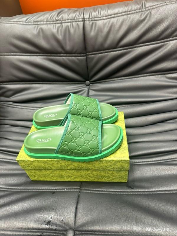 2024 Unisex Gucci Green Leather Mules MJ00200