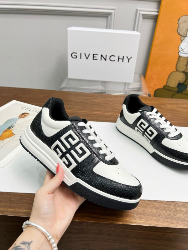 2024 Unisex Givenchy Black White Leather Sneakers