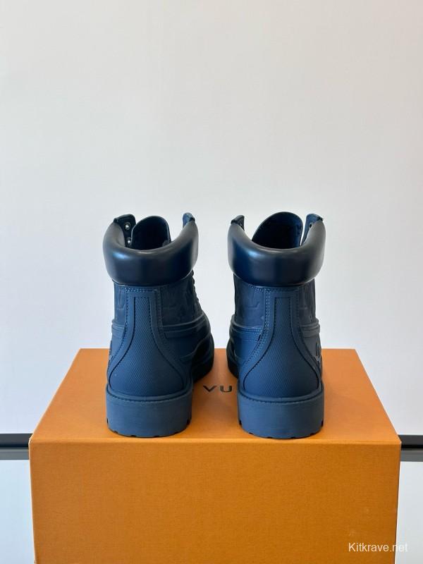 2024 Men Louis Vuitton Blue Leather Ankle Boots MJ00390