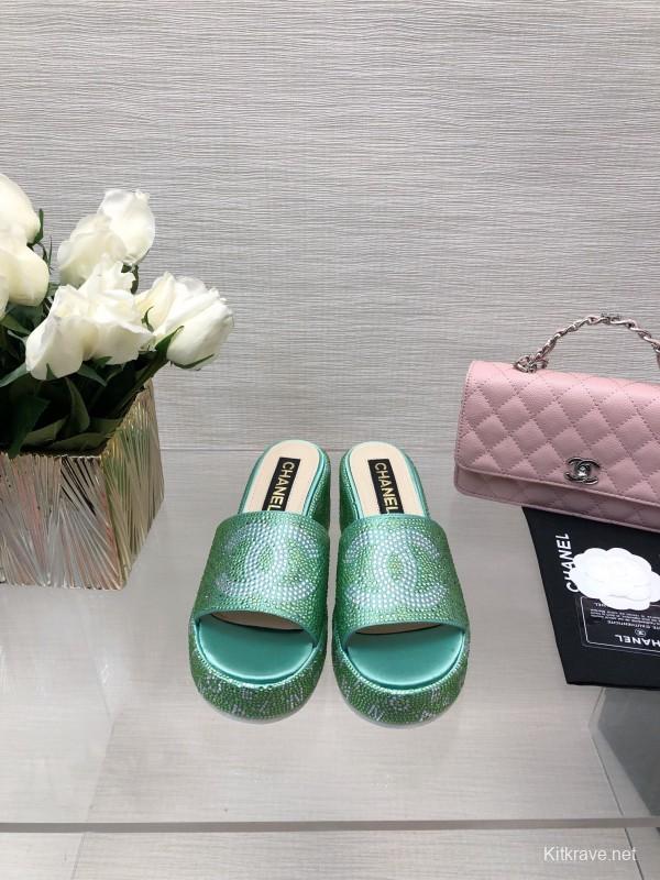 2025 Women Chanel Green Leather Slippers