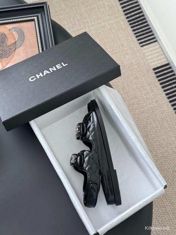 2025 Women Chanel Black Patent Leather Sandals LY00320