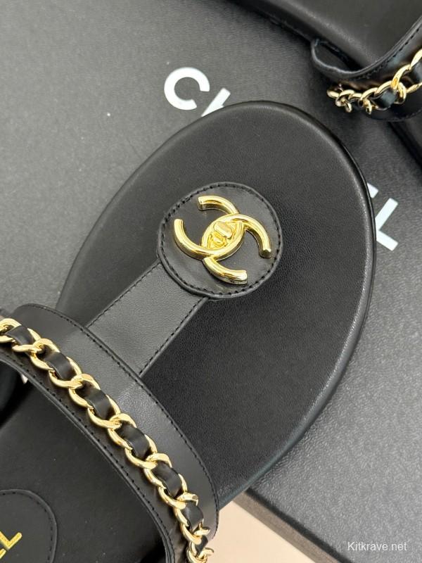 2025 Women Chanel Black Leather Slippers Chain KFY00250