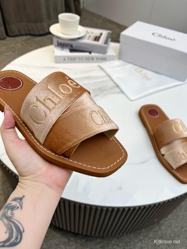 2025 Women Chloé Brown Leather Slippers LY00200
