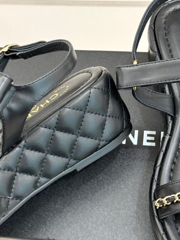 2025 Women Chanel Black Lambskin Platform Sandals Chain KFY00270