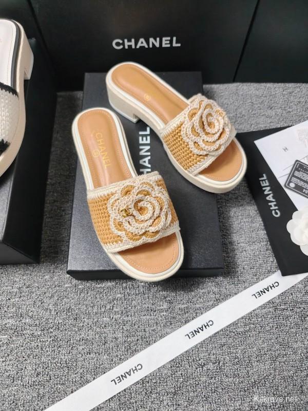 2025 Slippers Chanel Beige White Crochet Flower LY00260