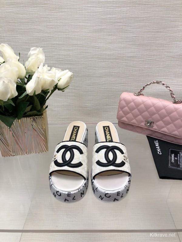 2025 Slippers Chanel White Black Fabric Platform Logo LY00320
