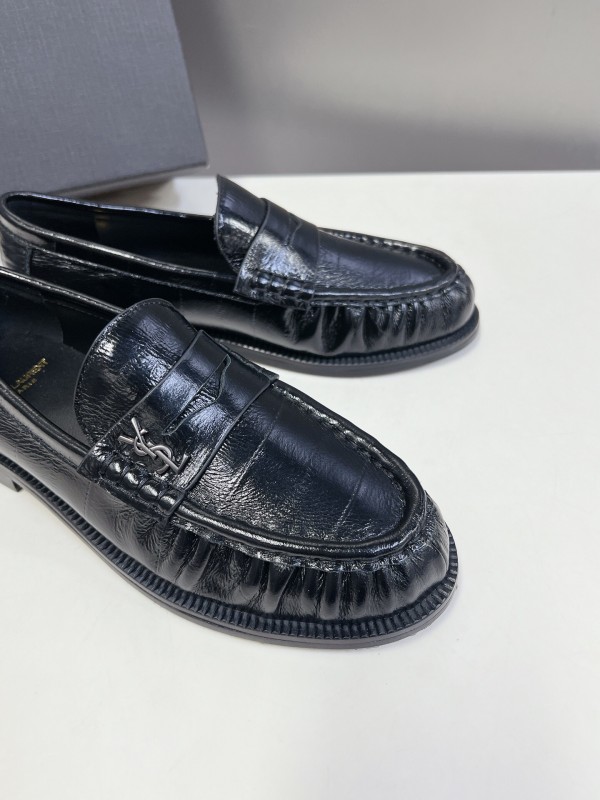 2025 Women Yves Saint Laurent Black Leather Loafers