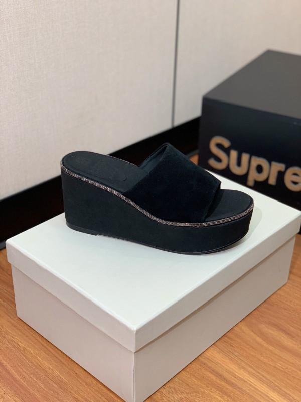 2025 Women BRUNELLO CUCINELLI Black Suede Platform Slide Sandals Casual Craftsmanship KFY00275(F)