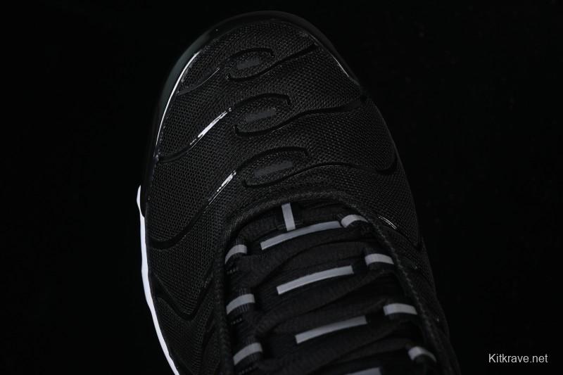 Nike Air Max Plus Retro Running Shoes with Air Cushion Technology - DM2362-001