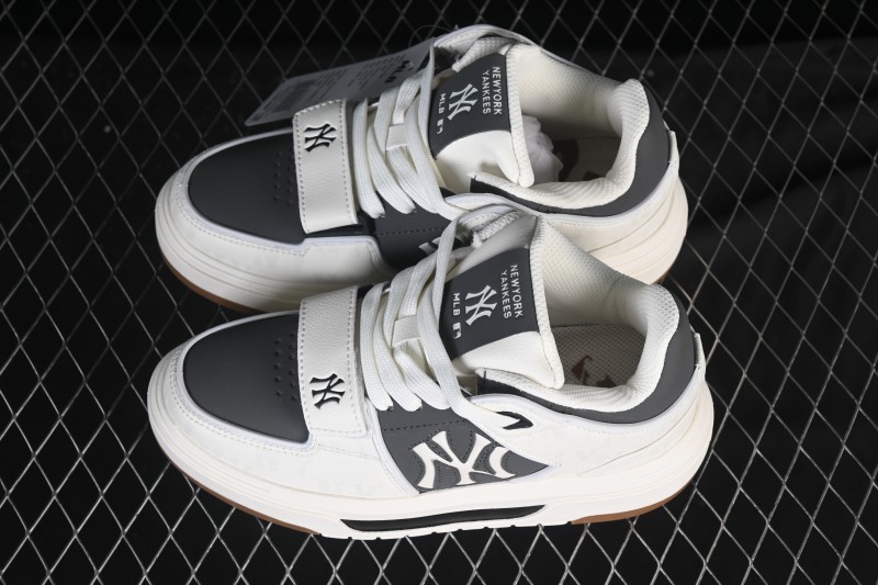 Adidas NY MLB Chunky Liner New York Yankees Hook and Loop Lightweight Platform Casual Sneakers - 3ASXW015N50BKS