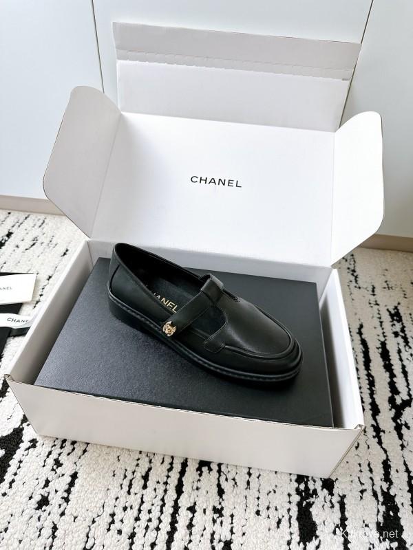 Chanel 2025 SS Loafers Classic Elegant Design - KFY00320