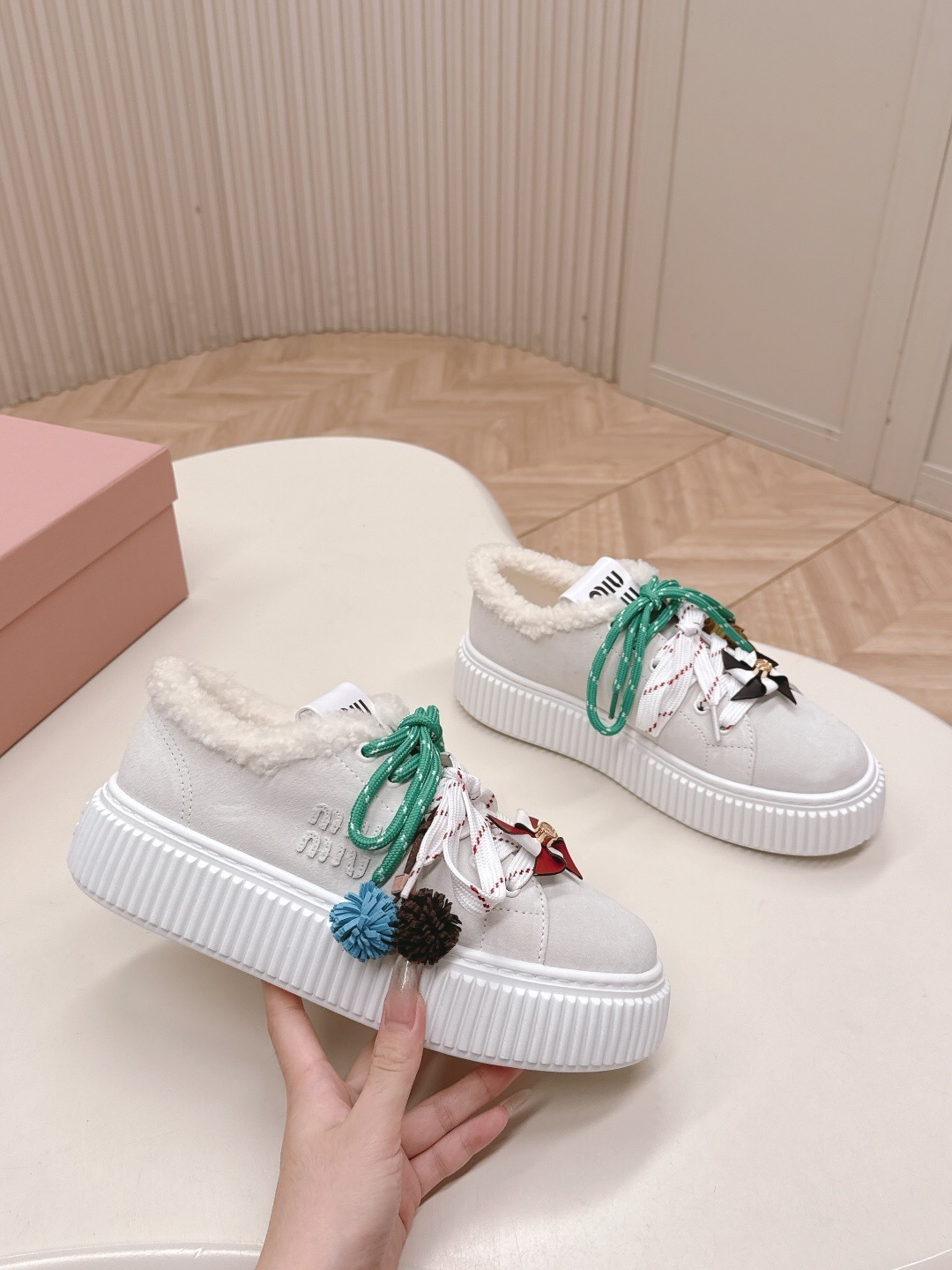 MIUMIU 3D Embroidered Platform Casual Shoes - LY00320/LY00340