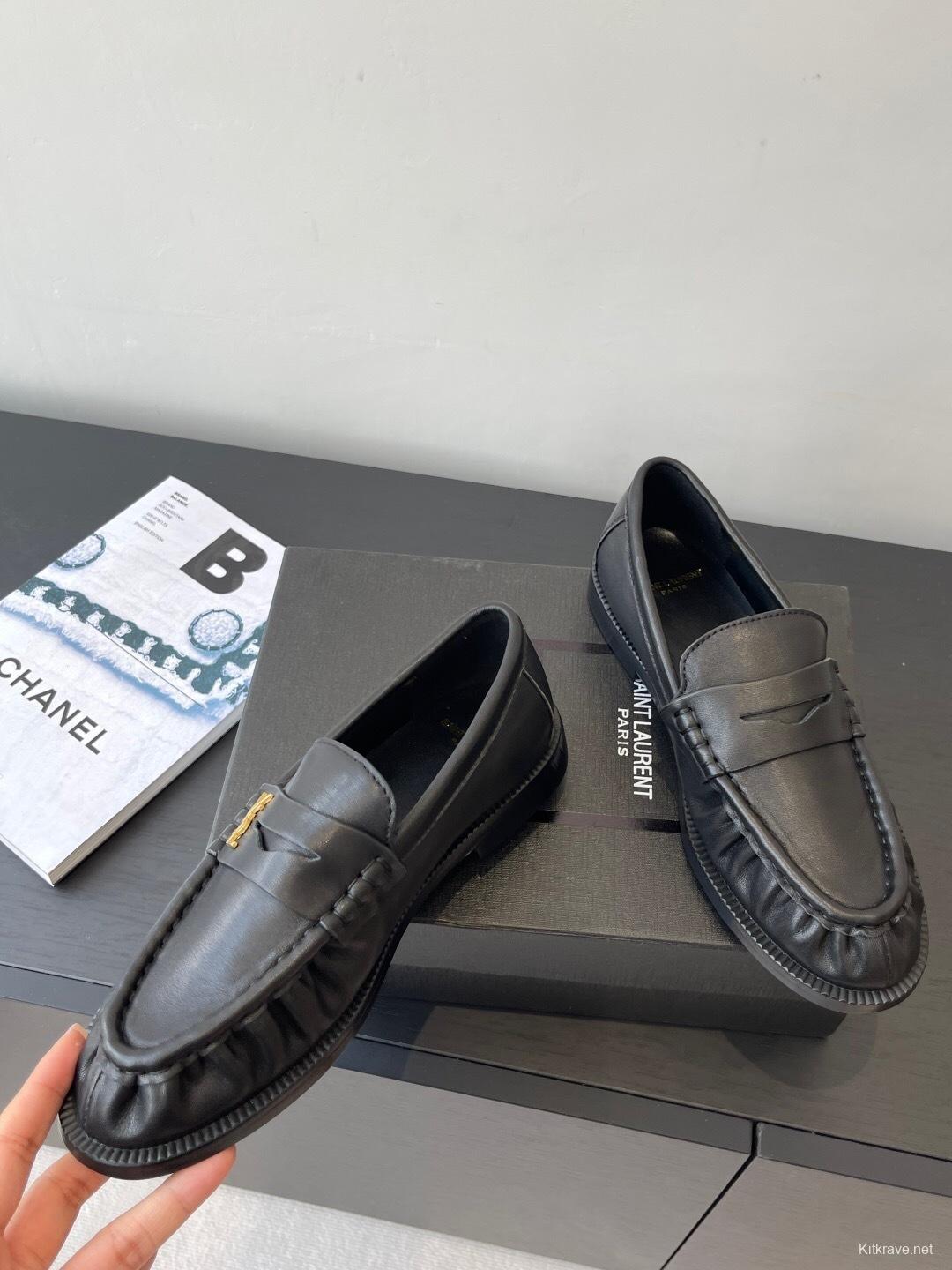 Saint Laurent Classic Loafer Mule Flats - KFY00350
