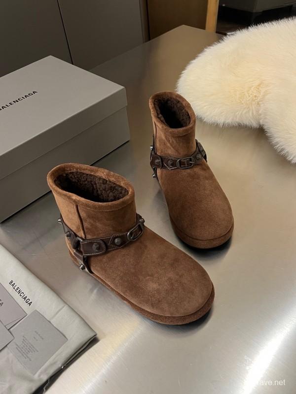 Balenciaga Fall Winter 2025 Buckle Studded Snow Boots - LY00300