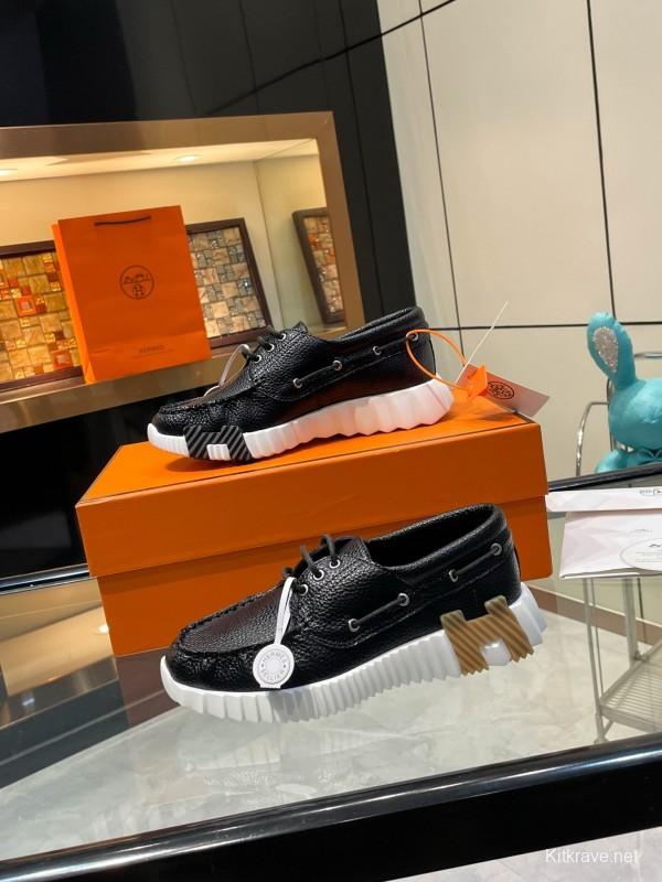 Hermès Classic Casual Sports Shoes with Exaggerated H Logo and Height Increase - LY00300
