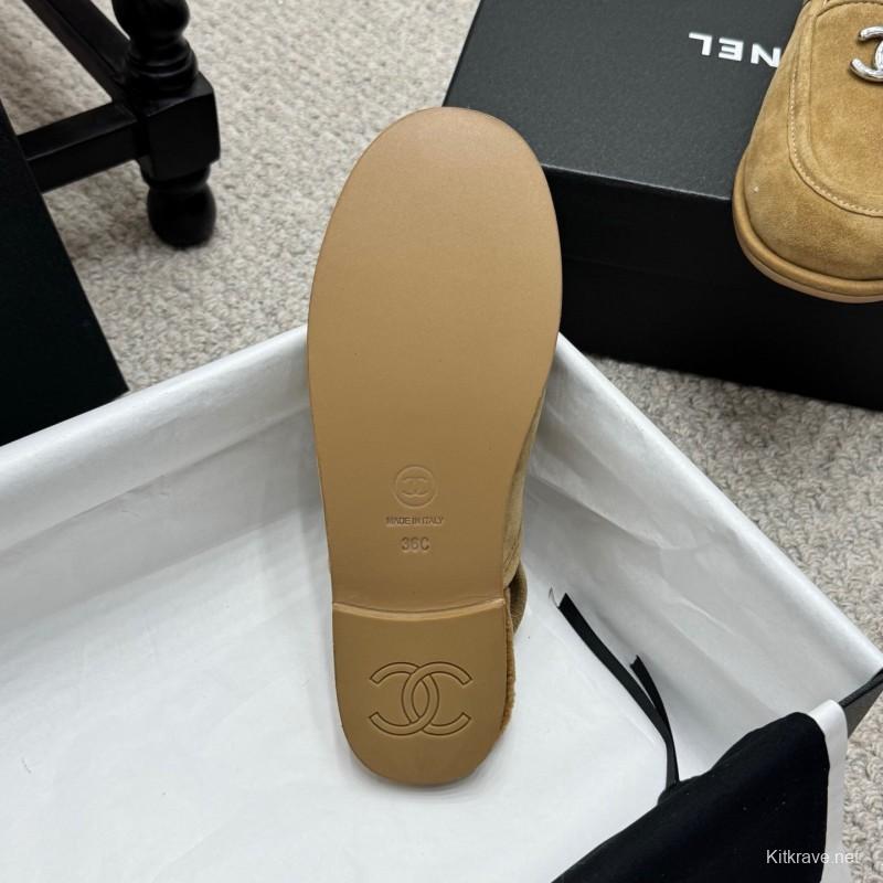 Chanel 2025/SS Teddy Fur Loafers with Double C Logo - KFY00300