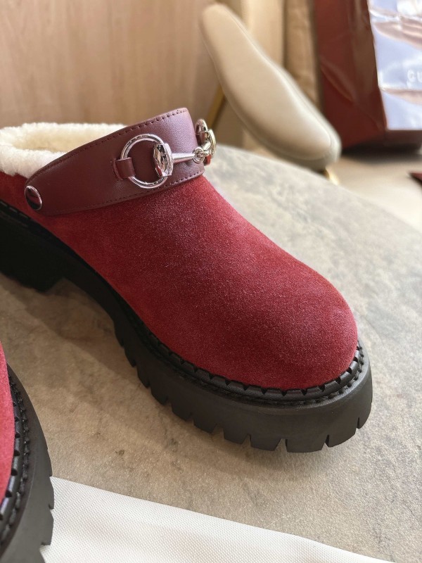 Gucci Mule Shoes with Horsebit Detail and Medium Heel - LY00320