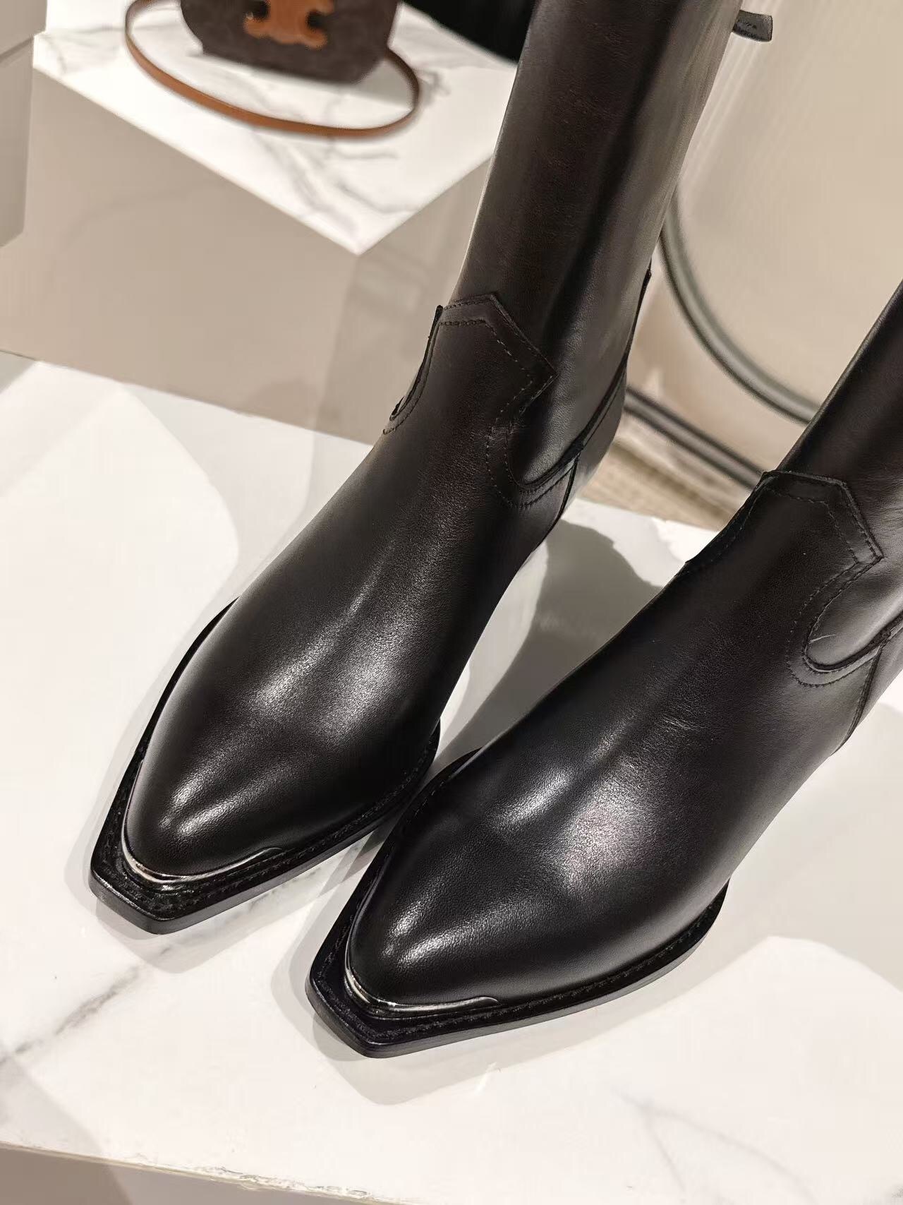 CELINE 2025/SS Fashion Boots Retro European Style - LY00410