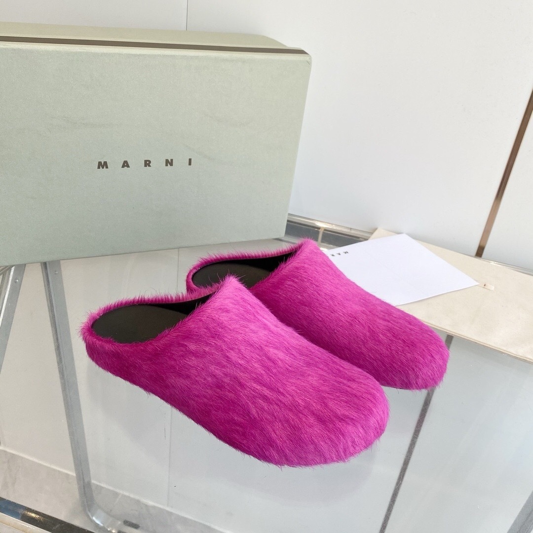 Marni 2025/SS Mule Shoes with Pony Hair Design - LY00