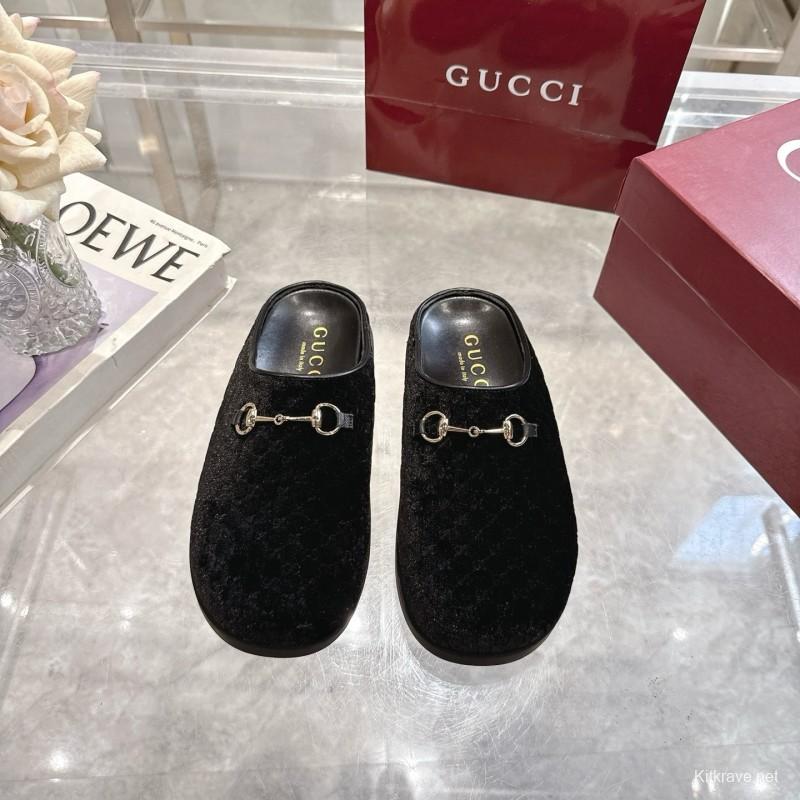 Gucci Women's Mule Shoes Velvet with Horsebit - LY00240