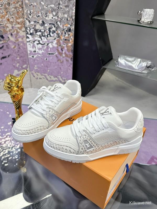 Louis Vuitton LV Trainer Maxi Sneakers Series Snake Print - AS00430