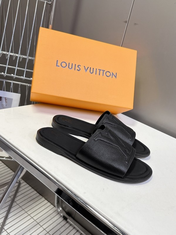 Louis Vuitton Venice Series Sandals with Monogram Embossing and Adjustable Strap - KFY00220