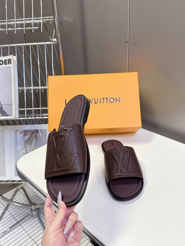 Louis Vuitton Venice Series Sandals with Monogram Embossing and Adjustable Strap - KFY00220