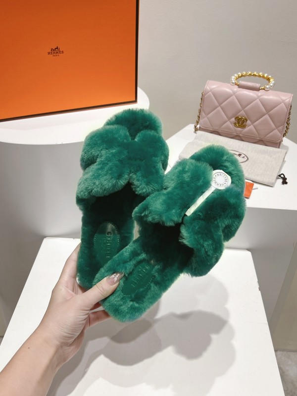 Hermès Fall/Winter 2025 Flat Wool Slippers - LY00240