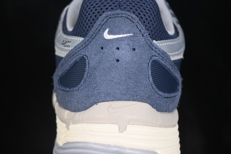 Nike P-6000 SE Retro Running Sneakers with Layered Design and Lightweight Comfort - IU7549-400