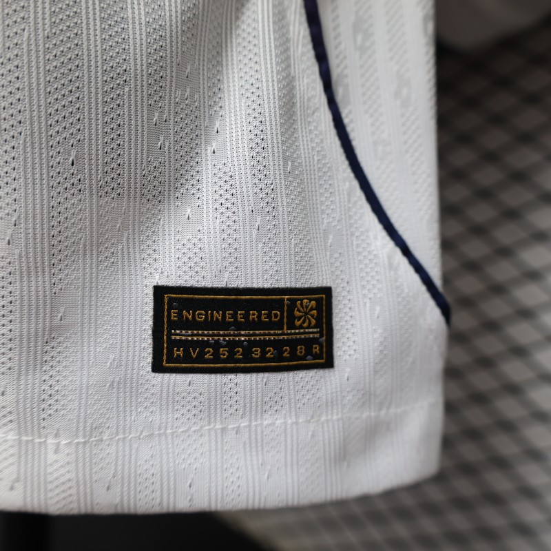 Player Version 26/27 Chivas Away White Long Sleeve Jersey