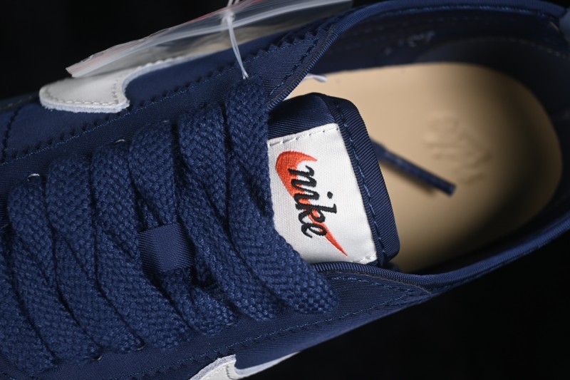 Nike Moon Shoe SP Retro Low-Top Lifestyle Sneakers - IW0955-400