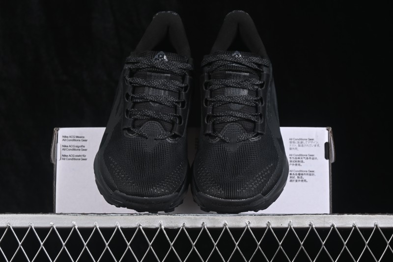 Nike ACG Pegasus Trail Running Shoes with Breathable Mesh and Cushioning Support - HV8116-002