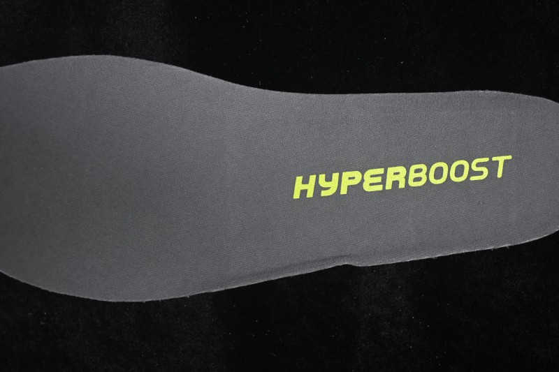 Adidas HyperBoost Edge M Running Shoes with Breathable Popcorn Cushion - KI4413