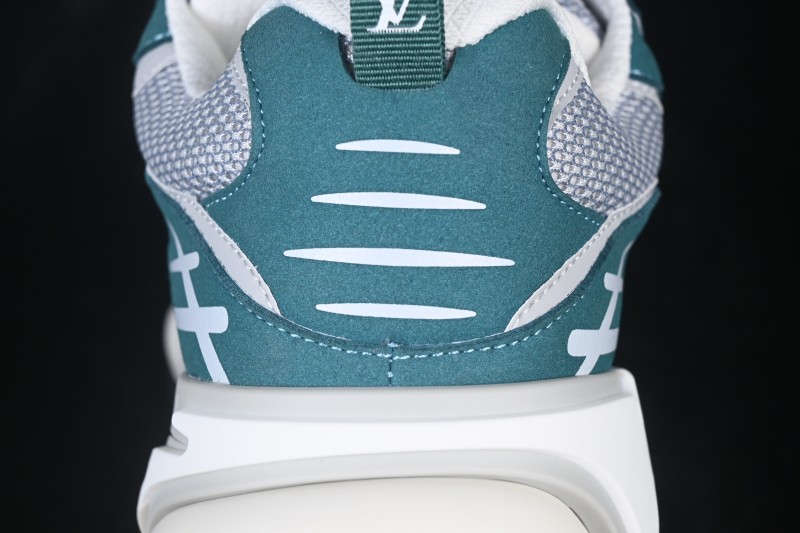 Louis Vuitton LV Tatic Runner Pharrell Williams Outdoor Functional Dad Shoes - Green