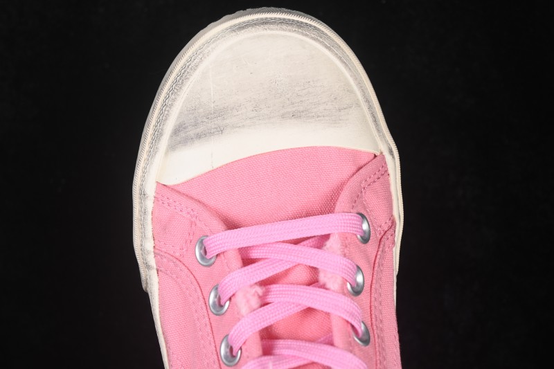 Balenciaga Paris Low Top Distressed Lace-Up Fashion Sneakers - W3RC35592
