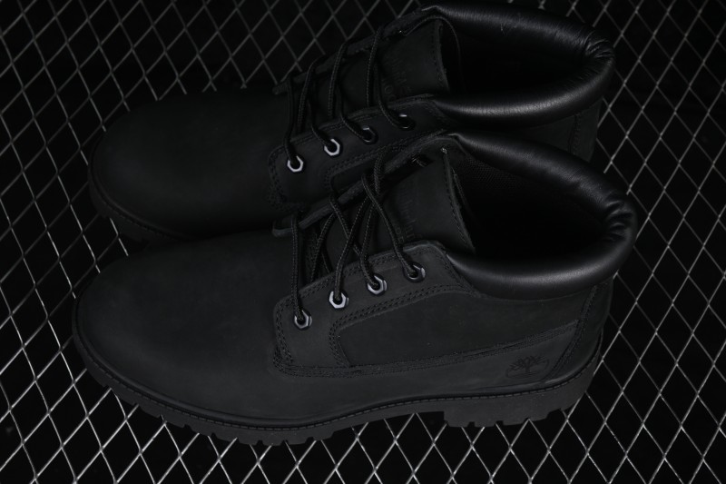 Timberland Classic Mid-Top Black Boots - 032085