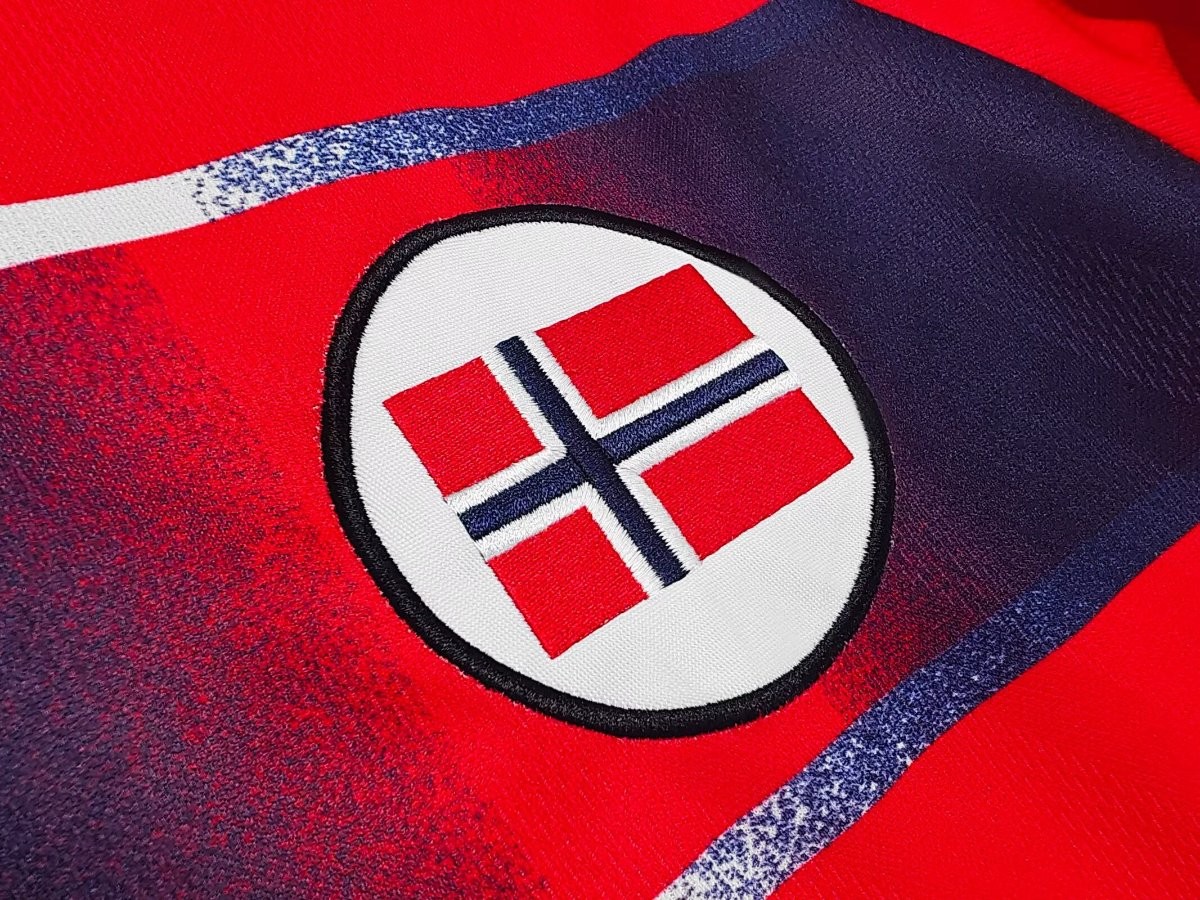 Retro 1997 Norway Home Jersey