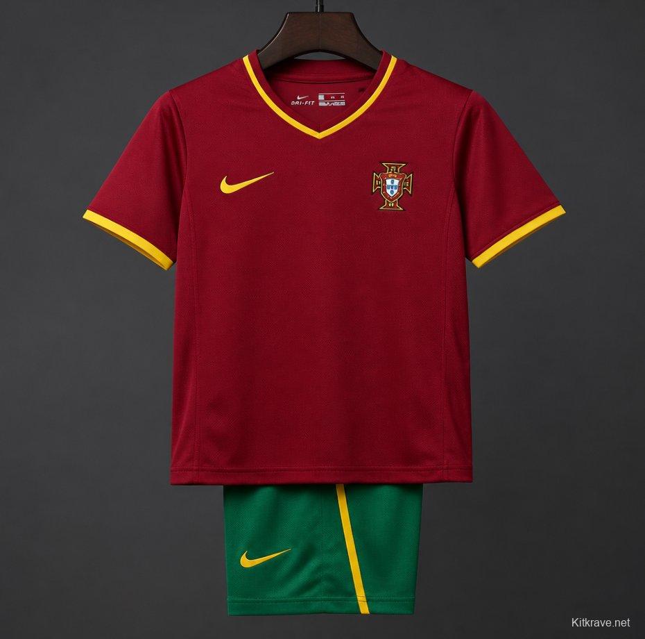 Retro Kids 2000 Portugal Home Jersey