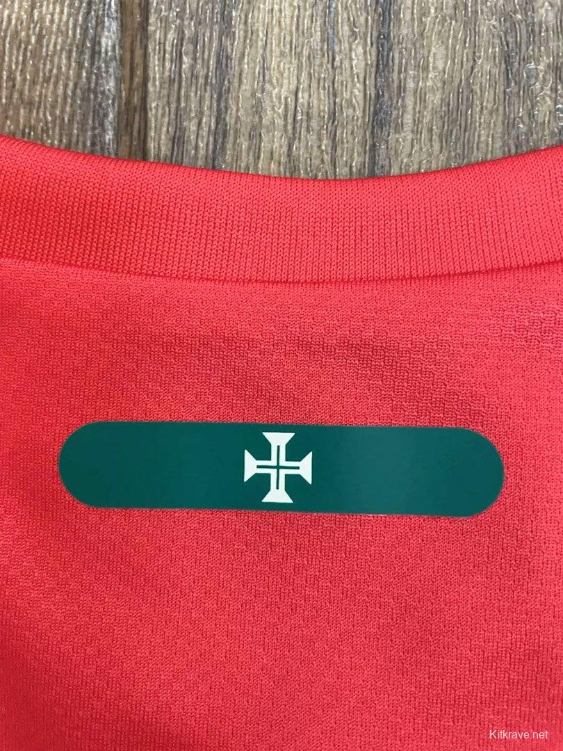 Retro  2010 Portugal Home Long Sleeve Jersey