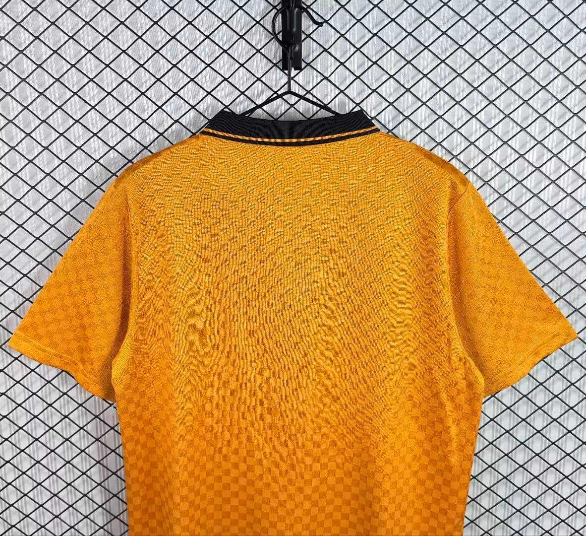 Retro 90/91 Wolverhampton Wanderers Home Jersey