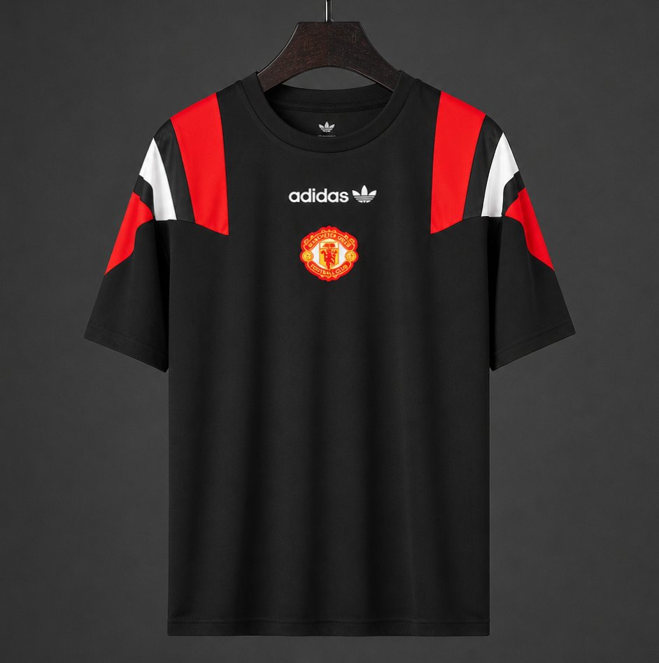 26/27 Manchester United EQT Black Jersey